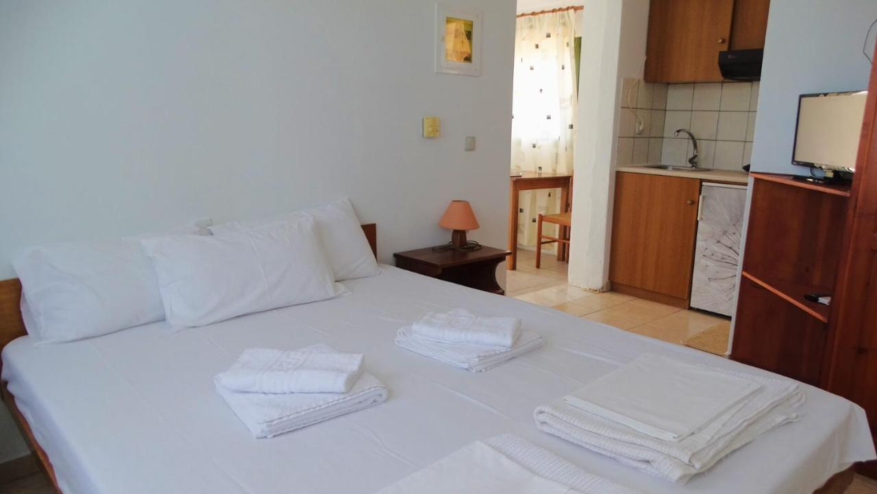 Agrambeli Rooms & Apartments Lefkáda Extérieur photo